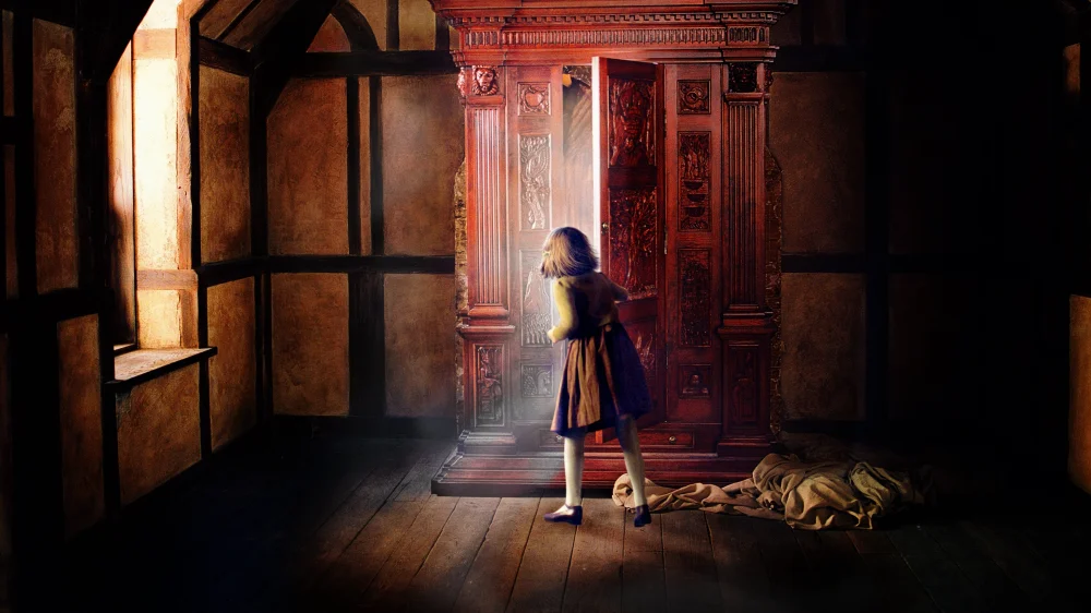 The Chronicles of Narnia: The Lion, the Witch and the Wardrobe (2005) cover