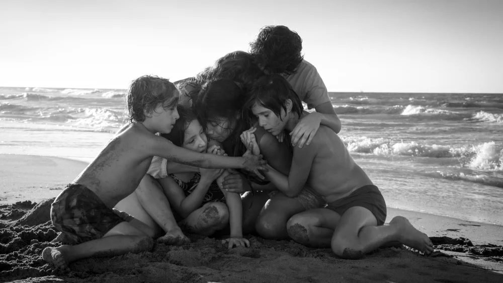 Roma (2018) cover