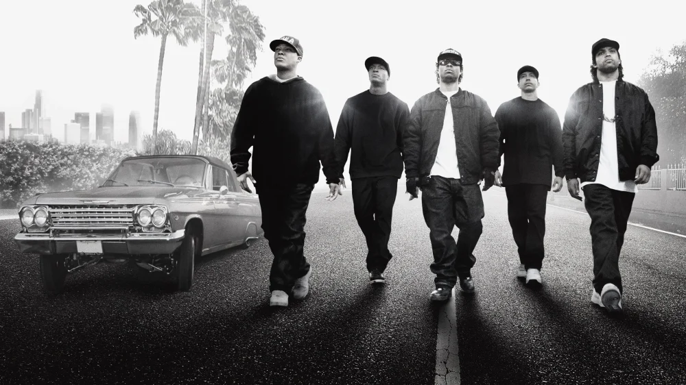 Straight Outta Compton (2015) cover